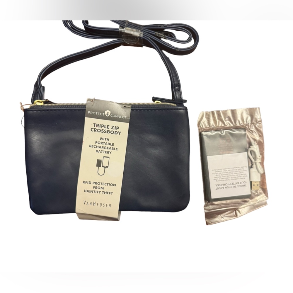 NWT van heusen triple zip crossbody
